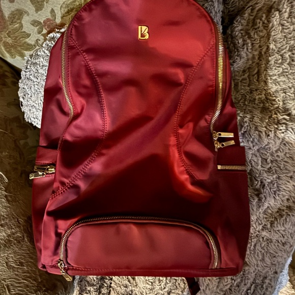 Buff bunny  sports bag with laptop carrier - Picture 9 of 15